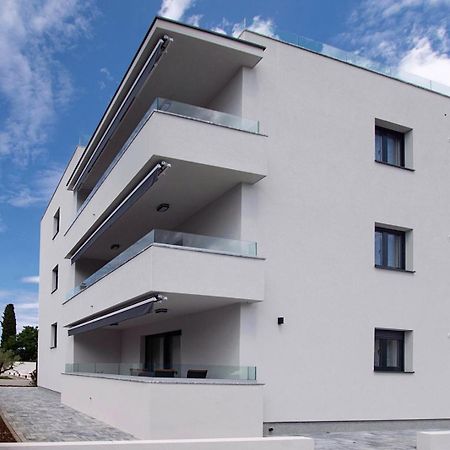 Villa Stella - Crowonder Luxury Rent 투라니 외부 사진